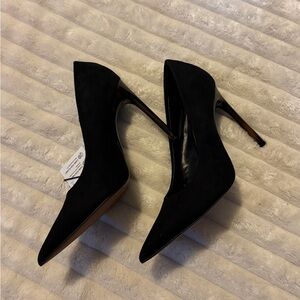 Zara Black Pointed Toe Heels pumps NEW
